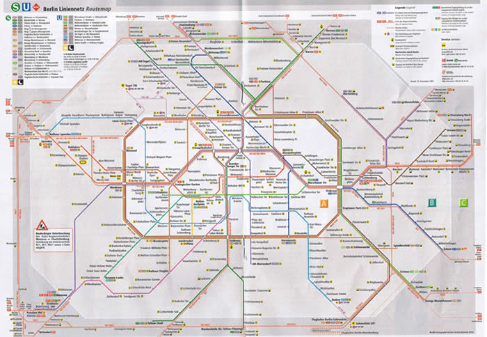 Plan du rÃ©seau de U-Bahn et S-Bahn (qui correspond au RER)