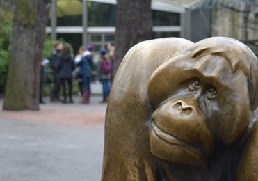 Gorilla-Statue