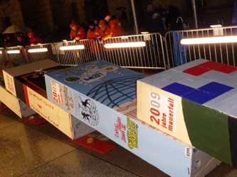 Mauerfall Berlin- Dominosteinmauer - mur de dominos